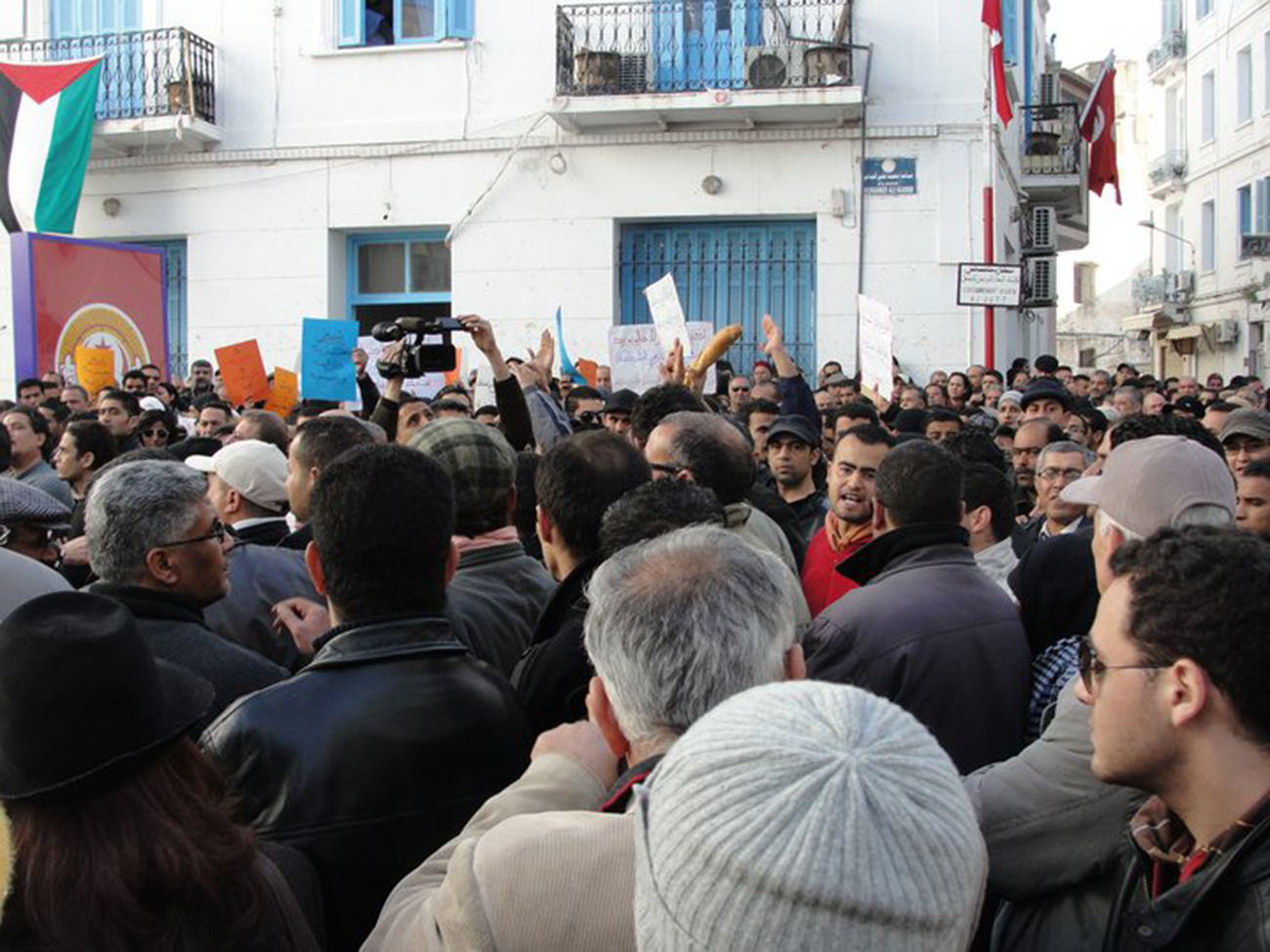 Manifestation du syndicat de l'enseignement secondaire et des avocats, Tunis, 28 décembre 2010 © Lina Ben Mhenni