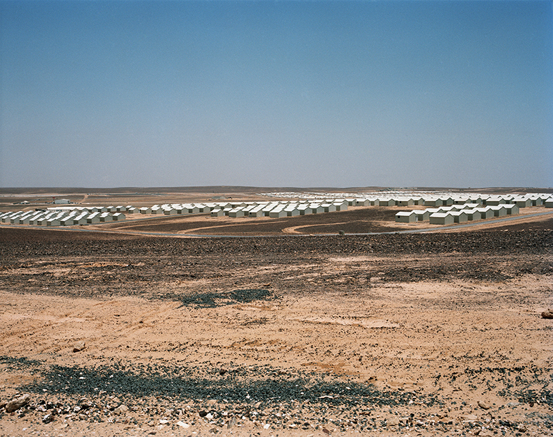 Camp de réfugiés syriens, Azraq, Jordanie, juin 2014. Photo © Anne-Marie Filaire.