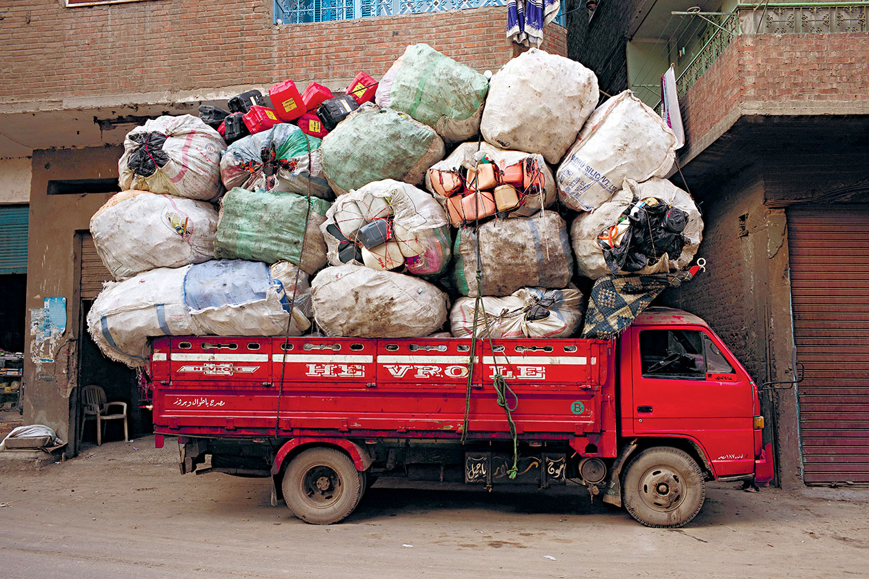 Véhicules de transport des déchets, Le Caire, Egypte, 2015, photo David Degner © David Degner / Mucem