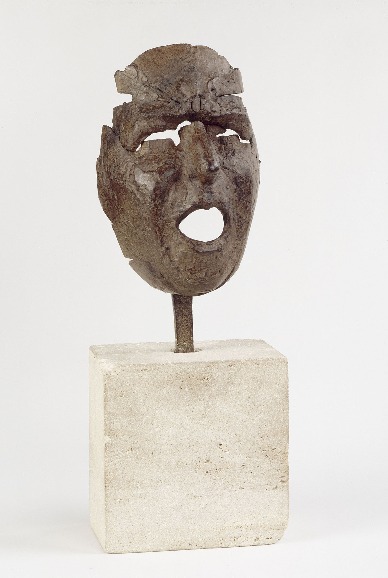 Masque Montserrat criant (vers 1938-1939), Julio González © Centre Pompidou, MNAM-CCI, Dist. RMN Grand Palais Bertrand Prévost