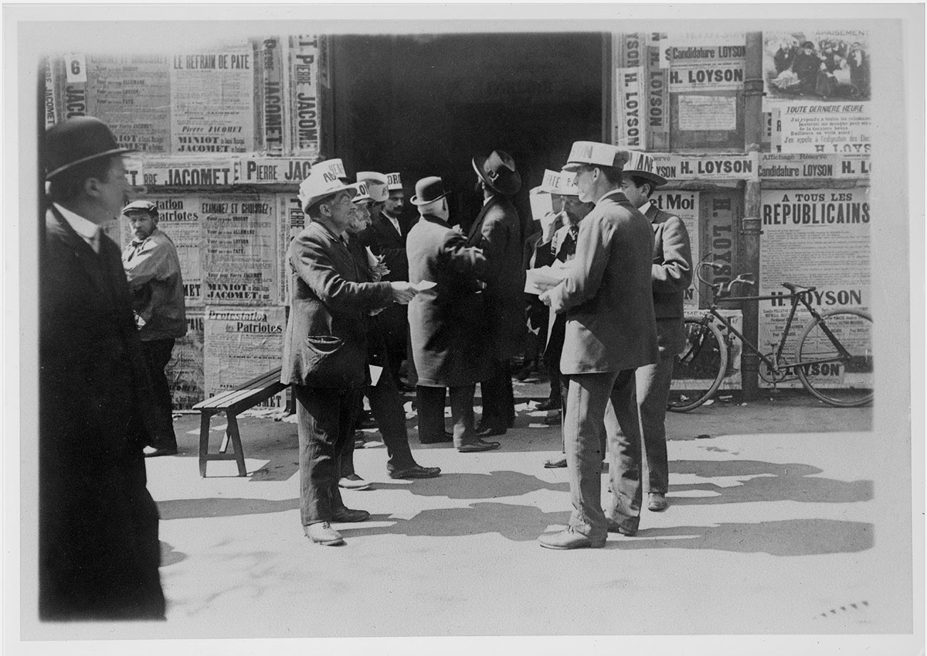 Scène de tractage en vue des élections législatives du 26 avril 1914, Mucem