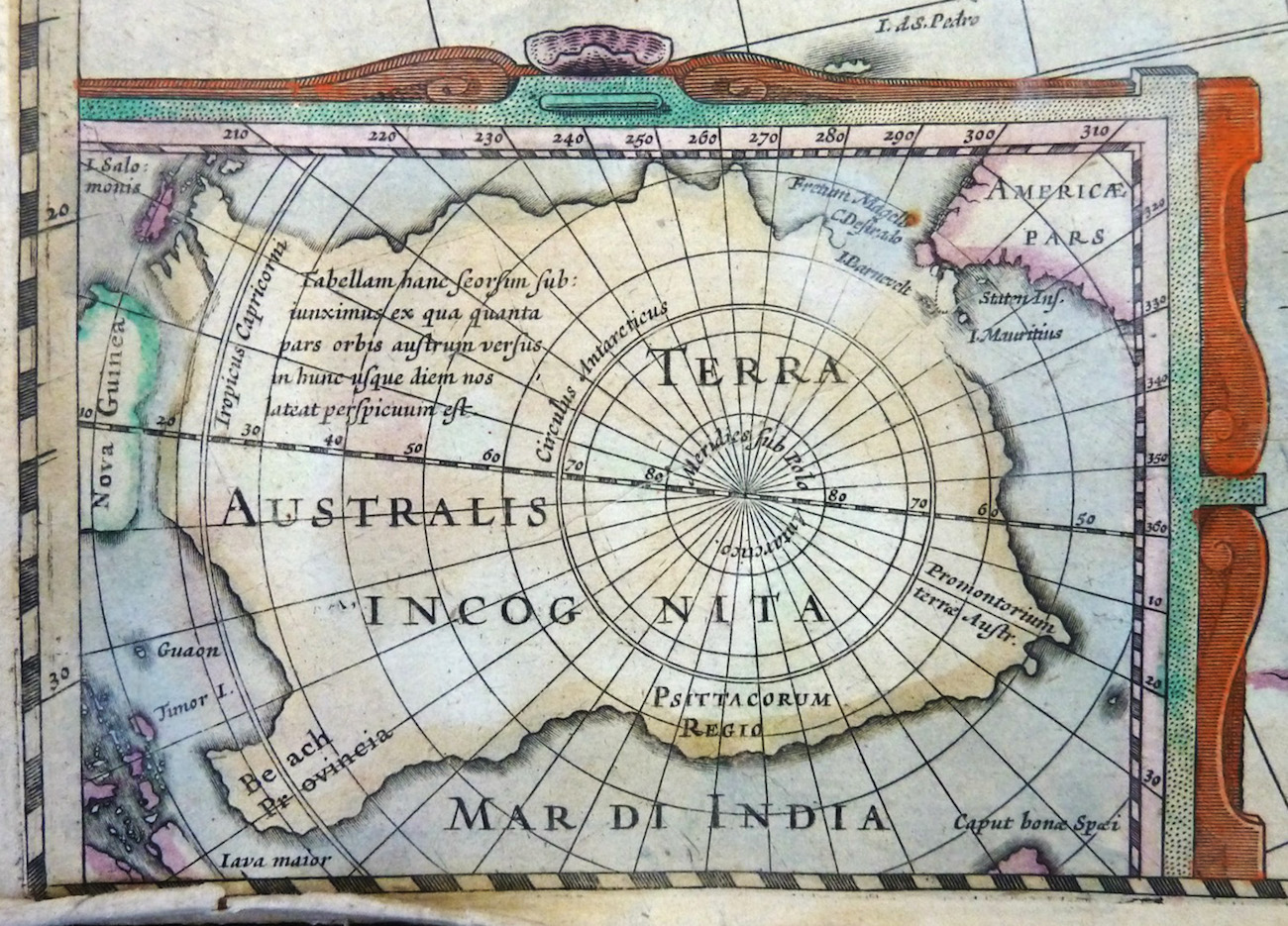 Terra Australis © J. Hondius, Nouveau théâtre du monde, ou nouvel atlas comprenant les tables et descriptions de toutes les régions de la terre, Amsterdam, 1640 (cote BM Lille : 52628)