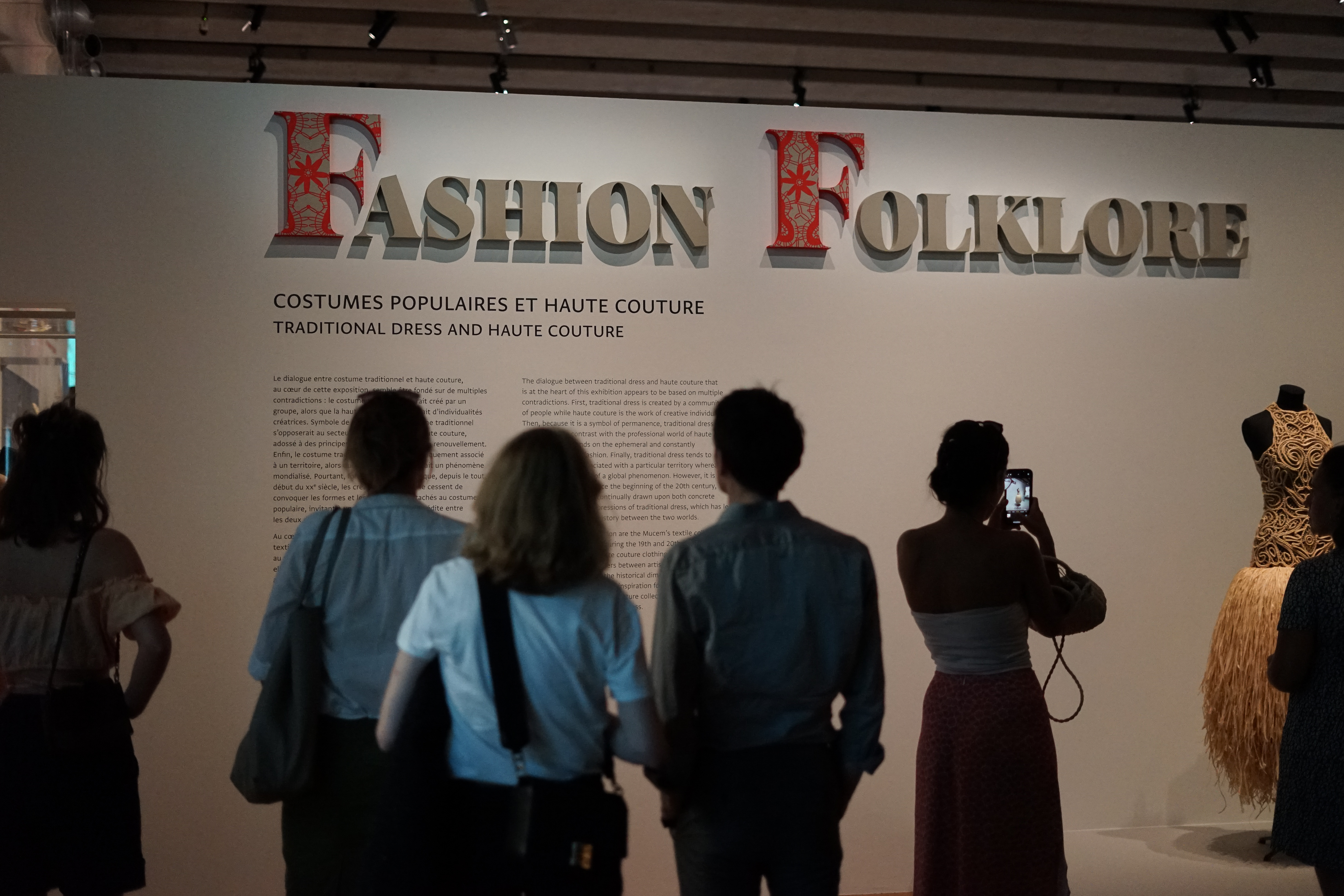 Portes ouvertes exposition « Fashion Folklore » © Julie Cohen / Mucem
